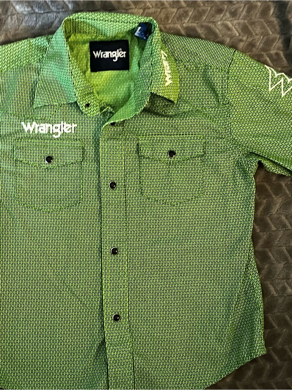 Wrangler Youth Boys Lime Green Short Sleeve Button-Down Shirt